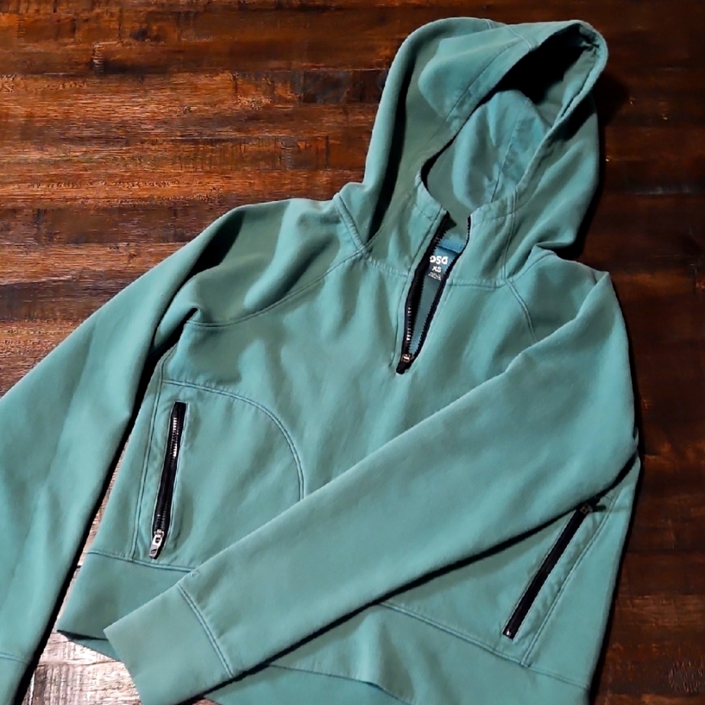 DSG Dick's Sporting Goods 1/4 Zip Hoodie